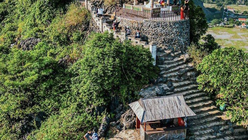 Khu du lịch Hang Múa Ninh Bình