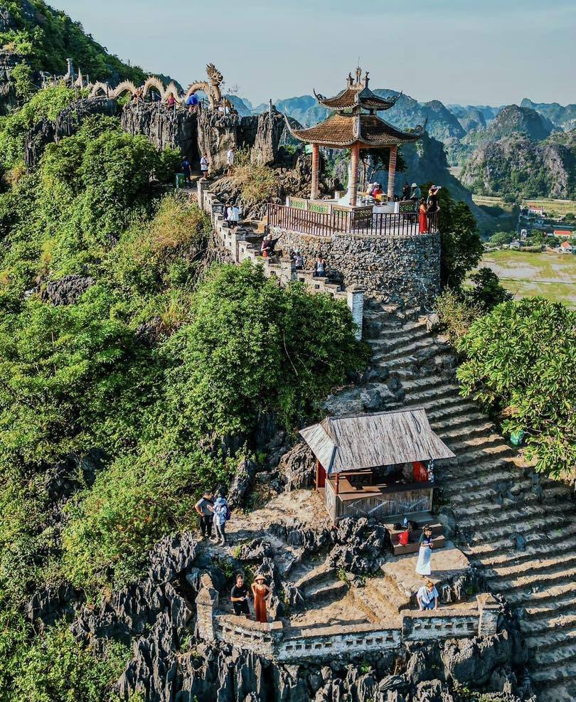 Khu du lịch Hang Múa Ninh Bình